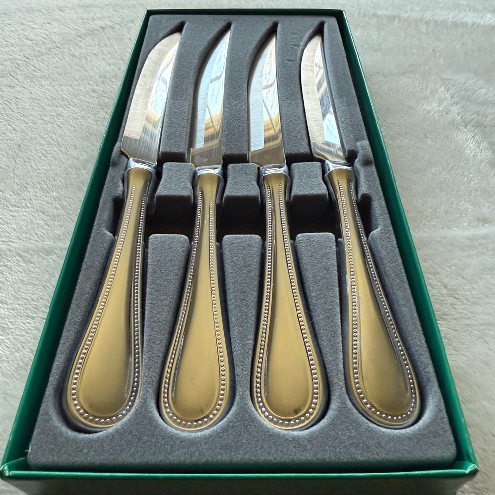 Towle Silversmiths Bead Anto 4-Piece Steak Knives